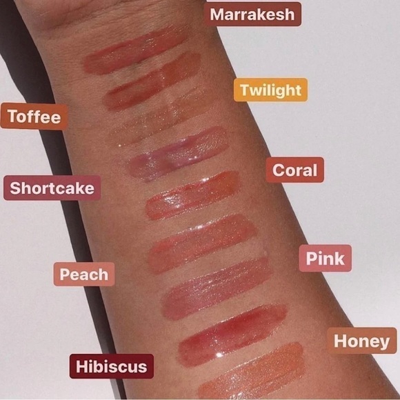 Persona HONEY Season One Lip Gloss | NEW | Vanilla Flavored | Warm True Nude - Picture 4 of 12